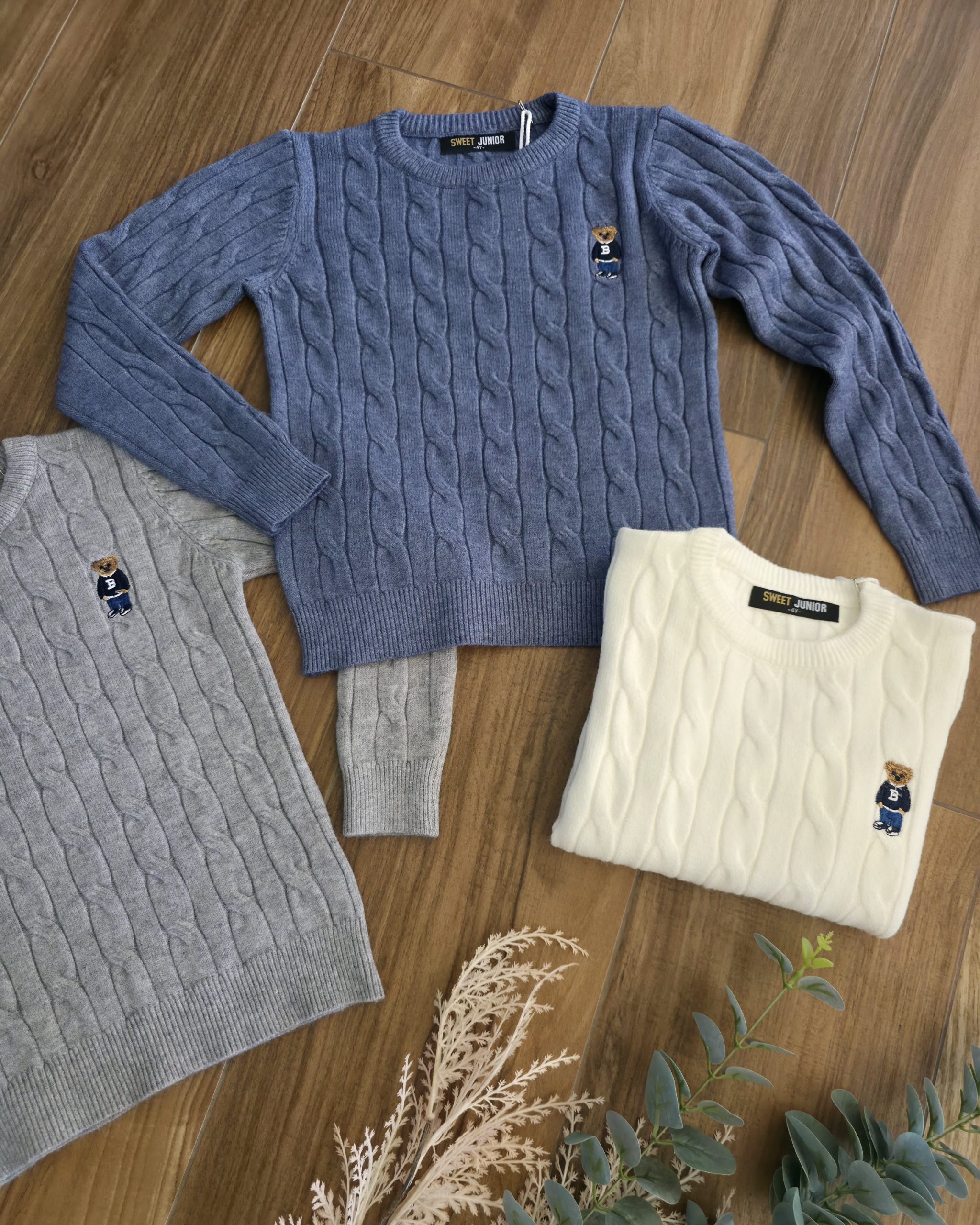 Детски плетен пуловер Teddy Classic в синьо - Image 6